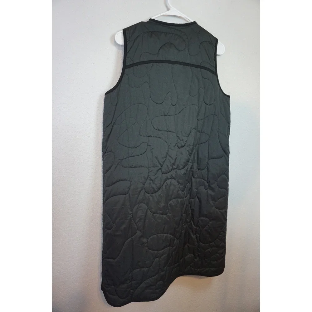 Primaloft Longline Quilted Vest Black Sleeveless Puffer Jacket Snap Front Pocket